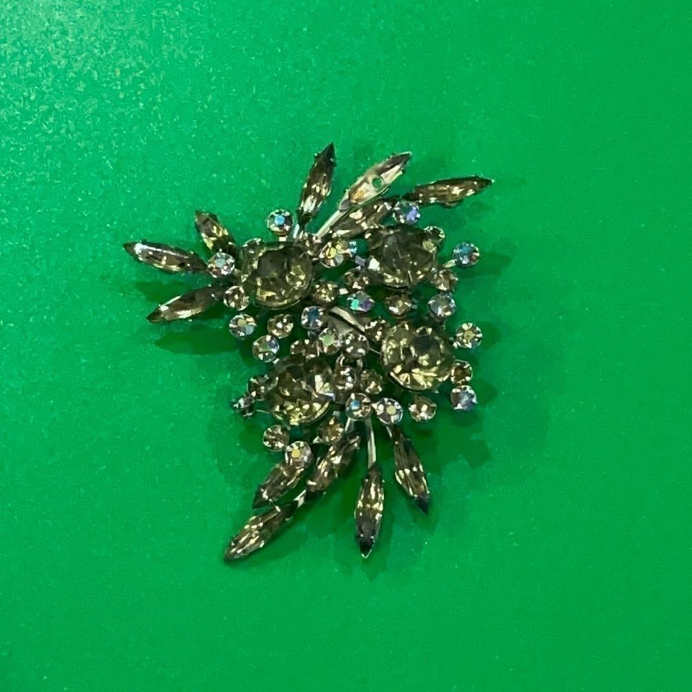 Vintage Signed Cathe Flower Rhinestone Brooch/Pin